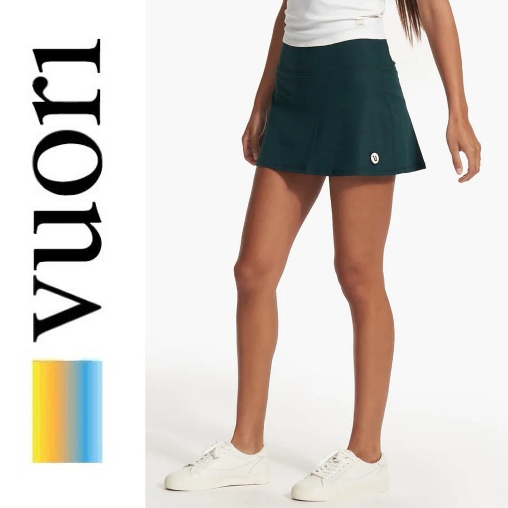 Vuori Women's Teal Athletic Skort